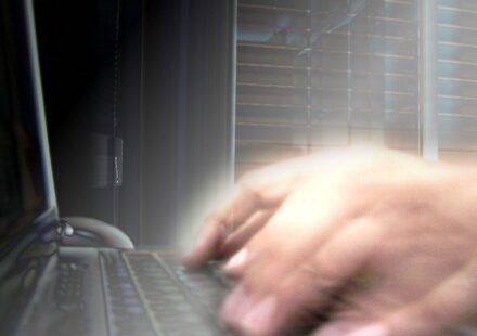 Best Free Tools to Remove Background from Images Online featured image